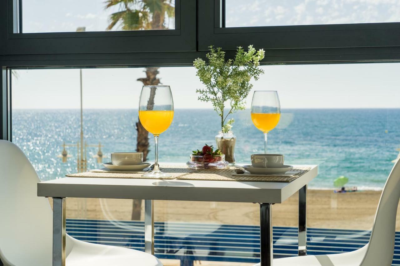 Gran Vivienda De Lujo Frente Al Mar Apartment มาลากา ภายนอก รูปภาพ